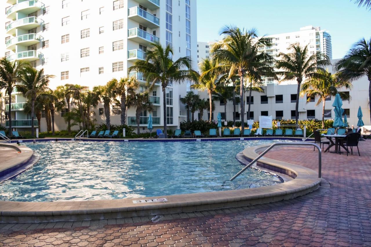 Tides Hollywood Apartments فورت لودرديل المظهر الخارجي الصورة